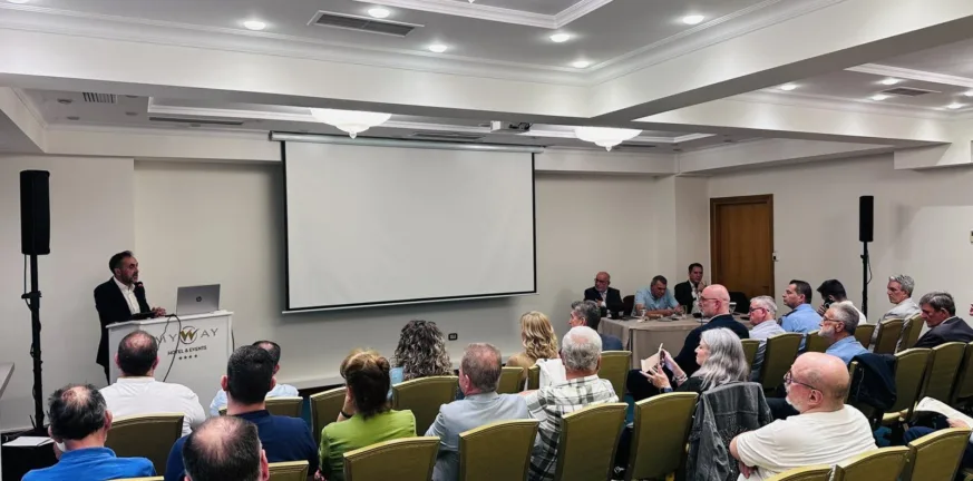 Αεροδρόμιο Αράξου: Φέρνει την Πάτρα πιο κοντά στην Ευρώπη - Η ημερίδα και τα συμπεράσματα Αεροδρόμιο Αράξου: Φέρνει την Πάτρα πιο κοντά στην Ευρώπη - Η ημερίδα και τα συμπεράσματα