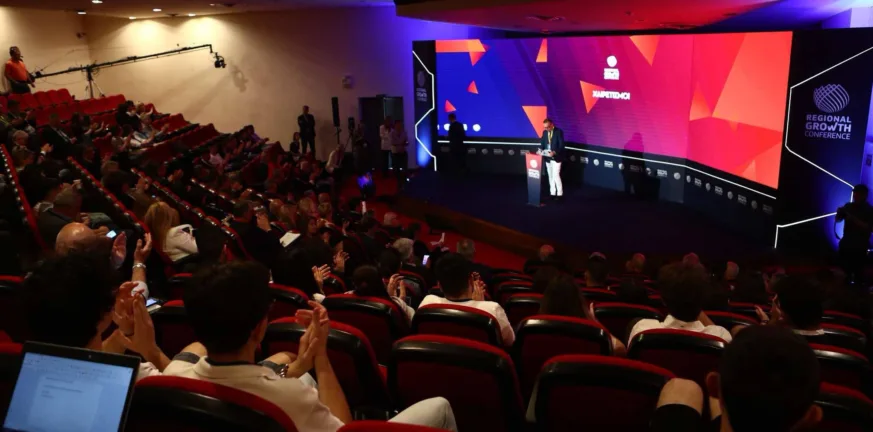 Δείτε φωτογραφίες από την πρώτη ημέρα του Regional Growth Conference regional
