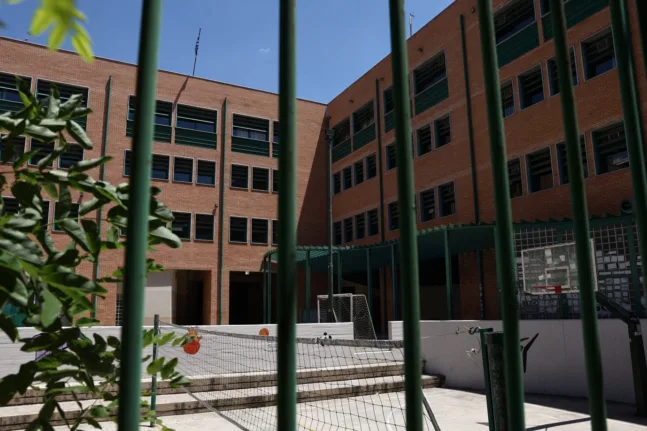 Κρούσμα μηνιγγίτιδας στο 6ο ΕΠΑΛ Αθήνας: Κλείνουν για 2 μέρες τέσσερα συστεγαζόμενα σχολεία, η ανακοίνωση του Δήμου Αθηναίων