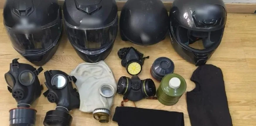 Στον εισαγγελέα οι έξι για την επίθεση στη Νομική: Η ΕΛΑΣ ξετυλίγει το νήμα της «εγκληματικής οργάνωσης» εισαγγελέα
