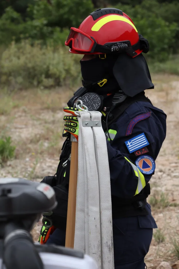 Πάτρα: Ετοιμότητα για πυρκαγιά και δενδροφύτευση ΦΩΤΟ