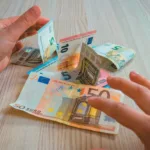 e-ΕΦΚΑ και ΔΥΠΑ: Ποιοι πάνε ταμείο έως αύριο Παρασκευή, αναλυτικά τα ποσά
