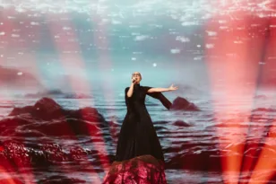 Eurovision 2025: Εντυπωσιακή εμφάνιση της Klavdia στη δεύτερη πρόβα ΒΙΝΤΕΟ