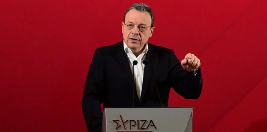 Στο Ηράκλειο ο Σωκράτης Φάμελλος: «Η κυβέρνηση απαξιώνει τα νοσοκομεία για να ιδιωτικοποιήσει την υγεία» Στο Ηράκλειο ο Σωκράτης Φάμελλος: «Η κυβέρνηση απαξιώνει τα νοσοκομεία για να ιδιωτικοποιήσει την υγεία»
