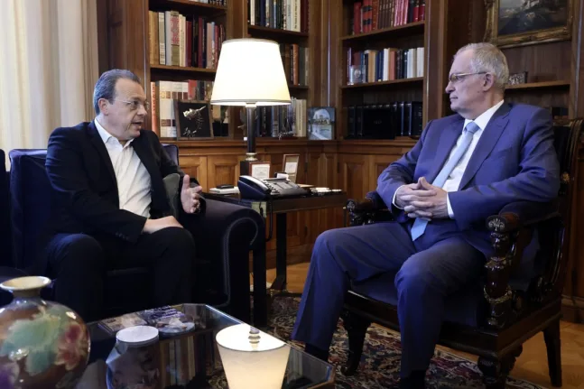 Φάμελλος προς Τασούλα για Γάζα: «Η σιωπή είναι συνενοχή – Η Ελλάδα πρέπει να σταθεί στη σωστή πλευρά της ιστορίας» Φάμελλος προς Τασούλα για Γάζα: «Η σιωπή είναι συνενοχή – Η Ελλάδα πρέπει να σταθεί στη σωστή πλευρά της ιστορίας»