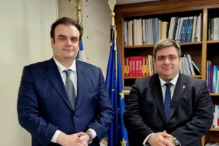  Συνάντηση προέδρου ΚΕΕΕ Γιάννη Βουτσινά με τον υπουργό Οικονομικών, Κυριάκο Πιερρακάκη