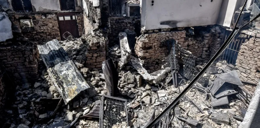 Κρατική απραξία ένα χρόνο από τη μεγάλη πυρκαγιά στον Ερύμανθο: Ούτε αρωγή οι πυρόπληκτοι Κρατική απραξία ένα χρόνο από τη μεγάλη πυρκαγιά στον Ερύμανθο: Ούτε αρωγή οι πυρόπληκτοι