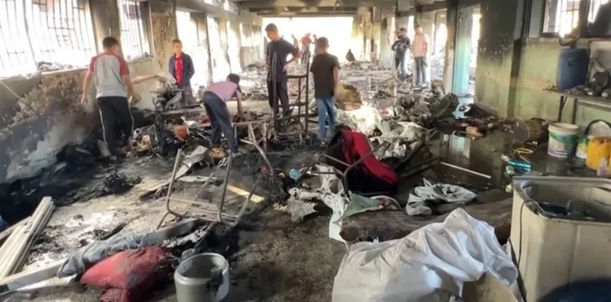 Γάζα: Τουλάχιστον 20 νεκροί σε Ισραηλινό βομβαρδισμό σε σχολείο ΒΙΝΤΕΟ Γάζα: Τουλάχιστον 20 νεκροί σε Ισραηλινό βομβαρδισμό σε σχολείο ΒΙΝΤΕΟ