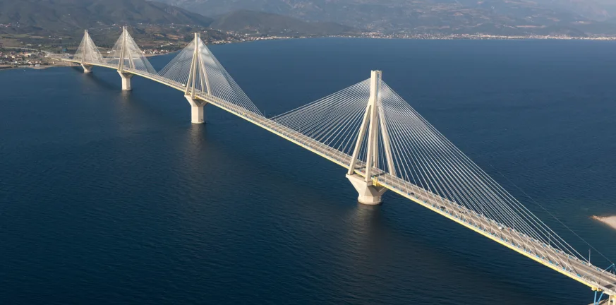 Η δωρεά της Γέφυρας στο Πανεπιστήμιο για τα τσιγάρα Η δωρεά της Γέφυρας στο Πανεπιστήμιο για τα τσιγάρα