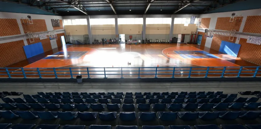 Το σπιράλ για την εκκένωση του Δημοτικού Γηπέδου Ροϊτίκων Το σπιράλ για την εκκένωση του Δημοτικού Γηπέδου Ροϊτίκων