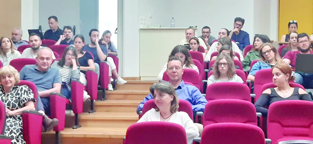 Πάτρα: Η γραφειοκρατία πνίγει τις σπουδές - Χορήγηση υποτροφιών, Μεταπτυχιακών και Διδακτορικών Πάτρα: Η γραφειοκρατία πνίγει τις σπουδές - Χορήγηση υποτροφιών, Μεταπτυχιακών και Διδακτορικών