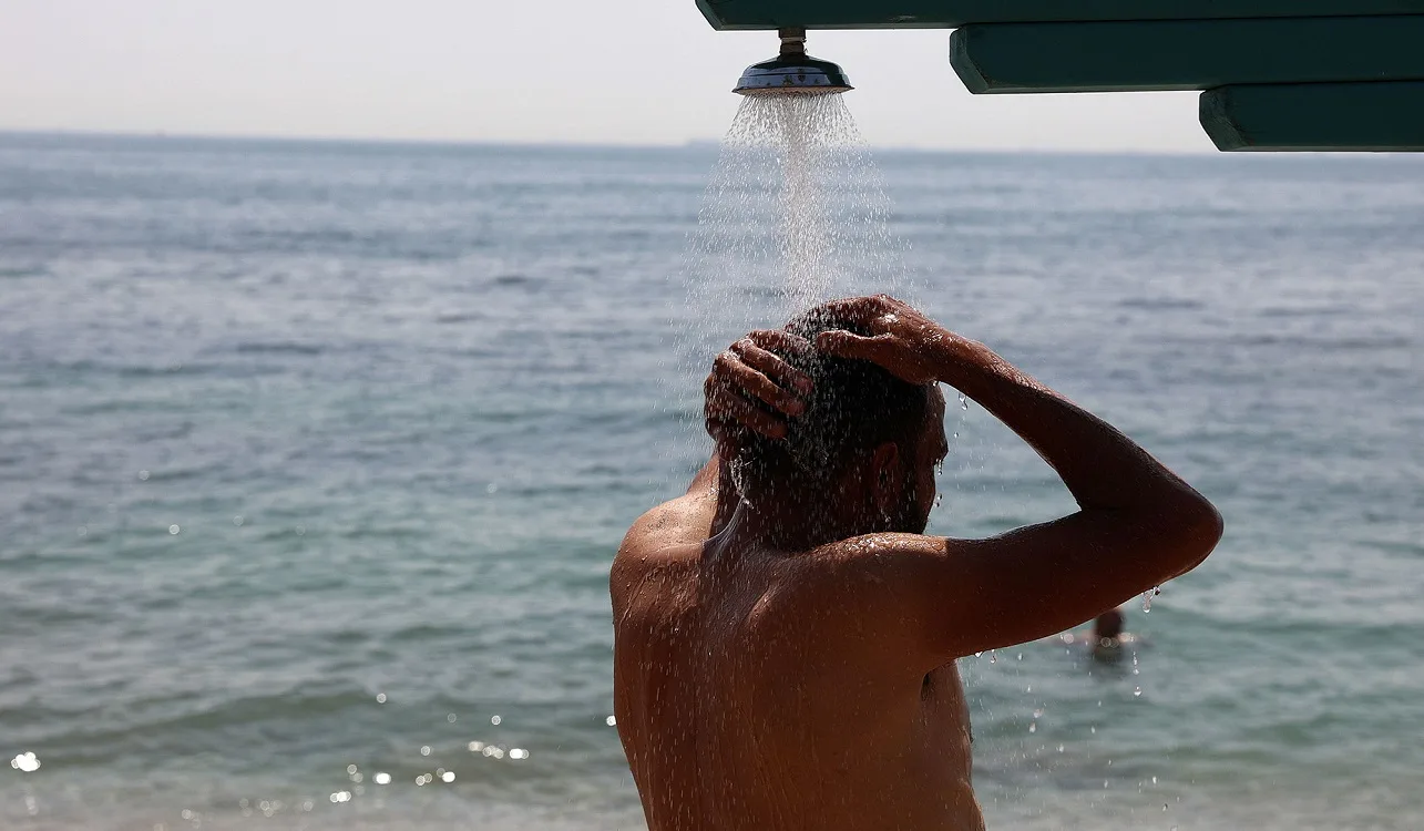 Καύσωνας διαρκείας στη χώρα: Σε θέση μάχης ο κρατικός μηχανισμός, ακόμα και οι Ενοπλες Δυνάμεις!