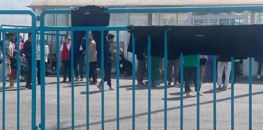 Σύλληψη διακινητών στην Καλαμάτα: Διασώθηκαν 81 μετανάστες από θαλάσσια επιχείρηση ανοιχτά της Σαπιέντζας Σύλληψη