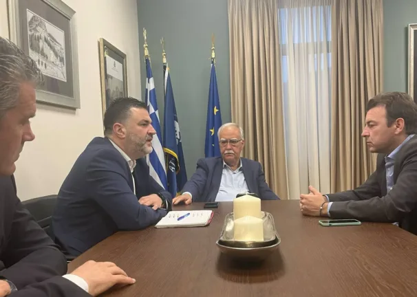 Στα Καλάβρυτα ο Σπύρος Σκιαδαρέσης - Συναντήθηκε με τον Δήμαρχο Σκιαδαρέσης