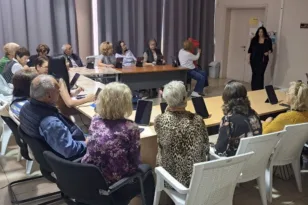 Ο ΚΟΔΗΠ φέρνει την τεχνολογία στα ΚΑΠΗ: «Ψηφιακή Σύνδεση» για την Τρίτη Ηλικία στην Πάτρα