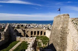 Το Κάστρο της Πάτρας αποκαλύπτει τους Προμαχώνες του: Εγκαίνια με την παρουσία της Υπουργού Πολιτισμού Λ. Μενδώνη