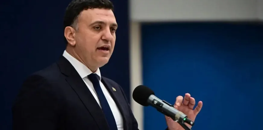 42 εκατομμύρια πίσω στους νησιώτες: Δημοσιεύθηκε η ΚΥΑ για το Μεταφορικό Ισοδύναμο 42 εκατομμύρια πίσω στους νησιώτες: Δημοσιεύθηκε η ΚΥΑ για το Μεταφορικό Ισοδύναμο