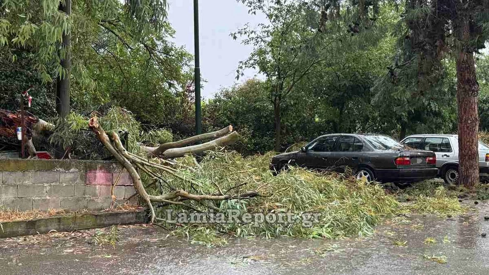 Κακοκαιρία: Προβλήματα σε Αττική, Λαμία, Κρήτη, επιχείρηση διάσωσης ατόμων ΦΩΤΟ - ΒΙΝΤΕΟ