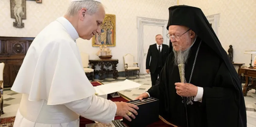 Η πρώτη συνάντηση του Βαρθολομαίου με τον Πάπα Λέοντα ΙΔ’ Η πρώτη συνάντηση του Βαρθολομαίου με τον Πάπα Λέοντα ΙΔ’