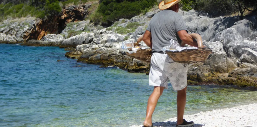 Στο εδώλιο η «συμμορία των λουκουμάδων» της Χαλκιδικής Στο εδώλιο η «συμμορία των λουκουμάδων» της Χαλκιδικής