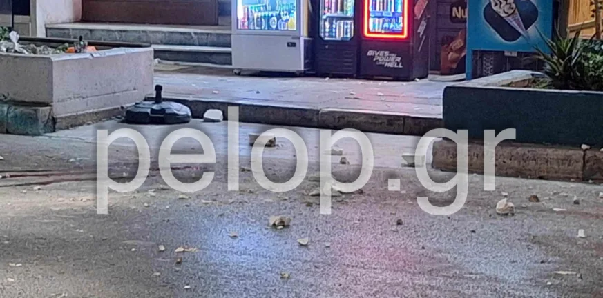 Πάτρα: «Μας είπαν από την αρχή ότι είναι κρίσιμα» – Σπαρακτική η κόρη του 59χρονου που σκοτώθηκε από πτώση μαρμάρων Πάτρα: «Μας είπαν από την αρχή ότι είναι κρίσιμα» – Σπαρακτική η κόρη του 59χρονου που σκοτώθηκε από πτώση μαρμάρων