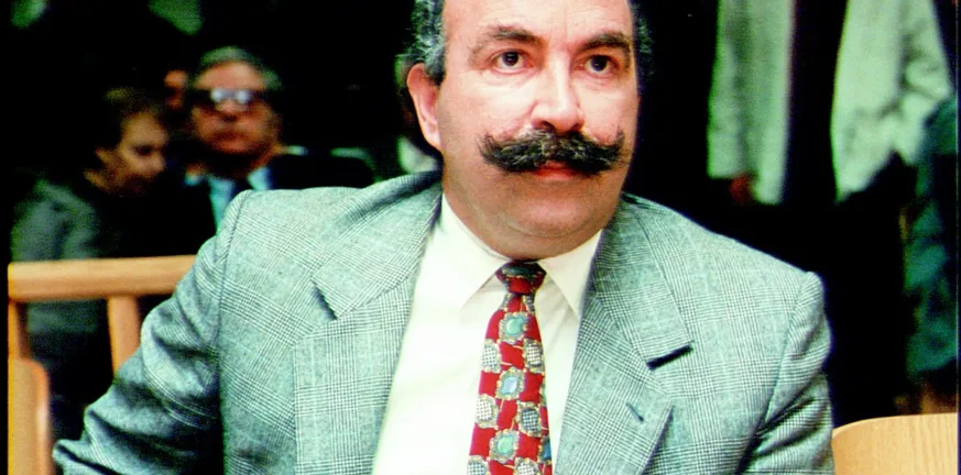 Μαυρίκης: Το είχε...σύστημα να παρακολουθεί αεροπαγίτες! Μαυρίκης: Το είχε...σύστημα να παρακολουθεί αεροπαγίτες!