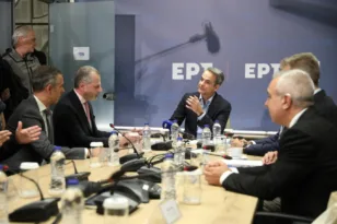 O Μητσοτάκης στο Ραδιομέγαρο: Βήμα-βήμα χτίζουμε την ΕΡΤ την οποία θέλουν οι Έλληνες πολίτες