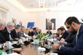 Το μήνυμα Μητσοτσάκη προς τους Περιφερειάρχες: «Τέλος στην ανευθυνότητα – Συντονισμός και λύσεις παντού»