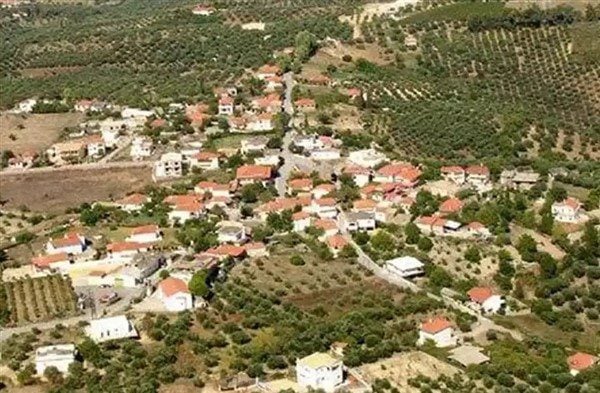 Έρχεται νομοθετική ρύθμιση για τους μικρούς οικισμούς και την αποκέντρωση Έρχεται νομοθετική ρύθμιση για τους μικρούς οικισμούς και την αποκέντρωση