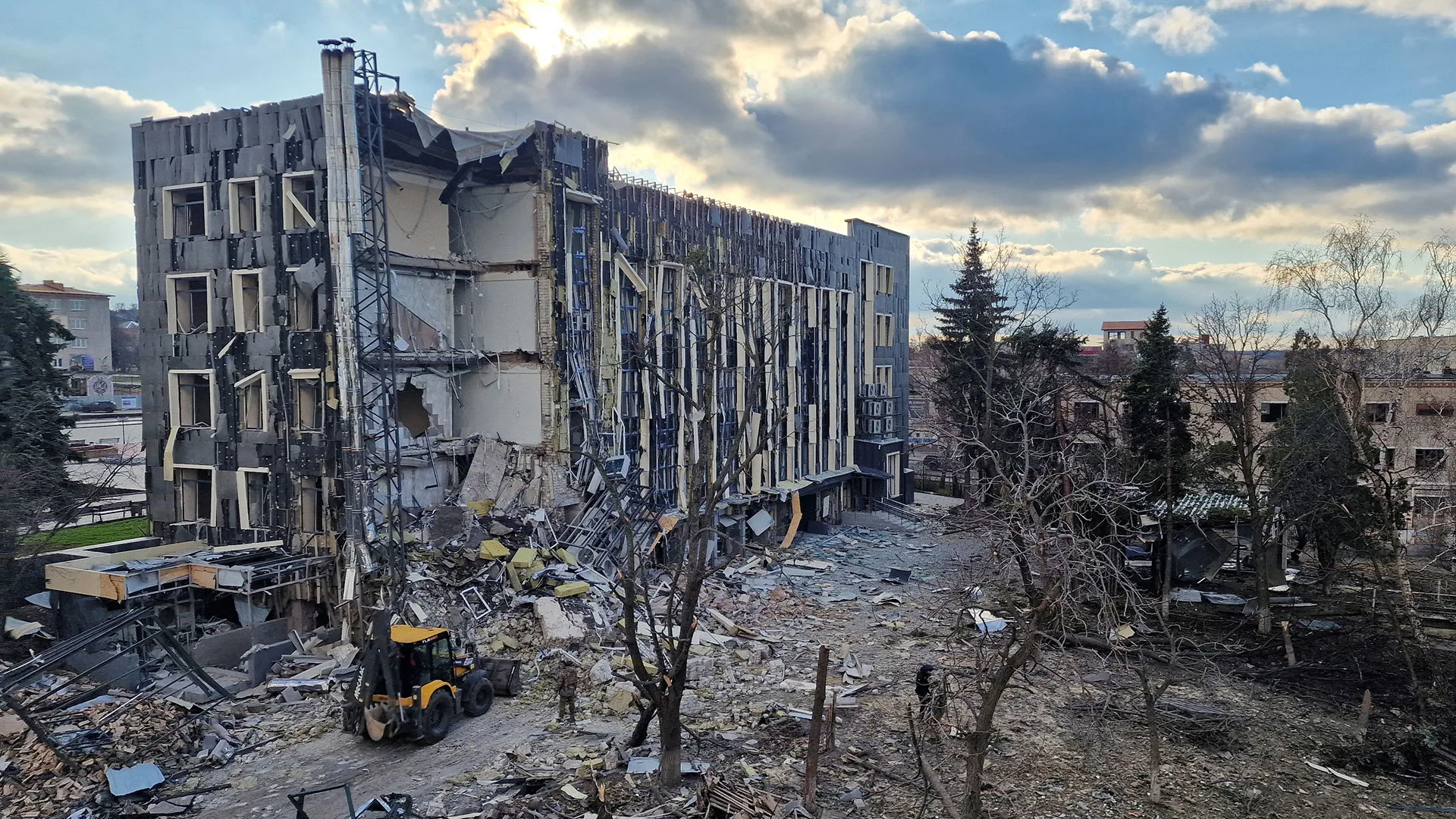 Πιέζουν οι ΗΠΑ για συμφωνία ειρήνης στην Ουκρανία Πιέζουν οι ΗΠΑ για συμφωνία ειρήνης στην Ουκρανία