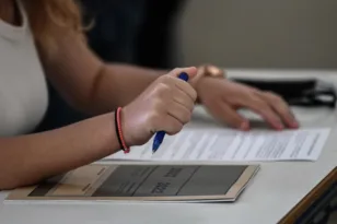 Πανελλήνιες 2025: Για την δημιουργικότητα το θέμα της Γλώσσας των υποψηφίων των ΓΕΛ