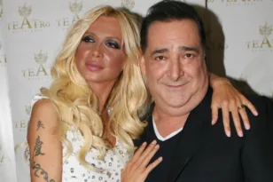 Πάολα: «Μας λείπει ο Βασίλης Καρράς – Ευτυχώς μπορούμε να τον ακούμε»