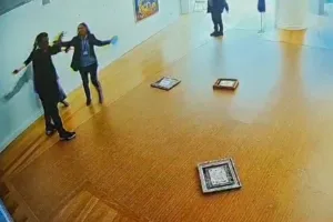Αϊβαλιώτης