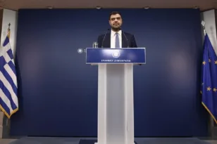 Μαρινάκης: «Η εξωτερική πολιτική δεν είναι συνέδριο του ΠΑΣΟΚ» – Σκληρή απάντηση σε Ανδρουλάκη και αιχμές σε Κωνσταντοπούλου