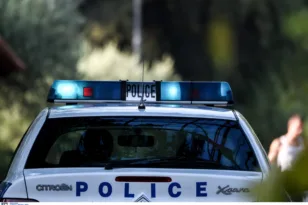 Πάτρα: Συνελήφθη γυναίκα γιατί έκλεψε ένα ζευγάρι παντόφλες!