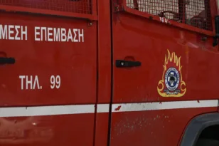 Ξέσπασε φωτιά σε διαμέρισμα στον Πειραιά