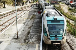 Σοβαρές καταγγελίες του Γενηδούνια και για τον Προαστιακό Πειραιάς-Κιάτο!
