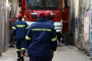 Συναγερμός στον Λόγγο: Πυρκαγιά σε αποθήκη ξενοδοχείου