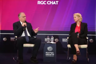 Τάκης Θεοδωρικάκος στο RGC: «Σε λίγες ημέρες οριστική λύση για το τρένο της Πάτρας» – Τι είπε για επενδύσεις και κρουαζιέρα