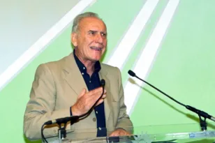 Το ΠΑΣΟΚ αποχαιρετά τον Χρήστο Ροκόφυλλο: «Υπηρέτησε με ήθος και ακεραιότητα το εθνικό συμφέρον»