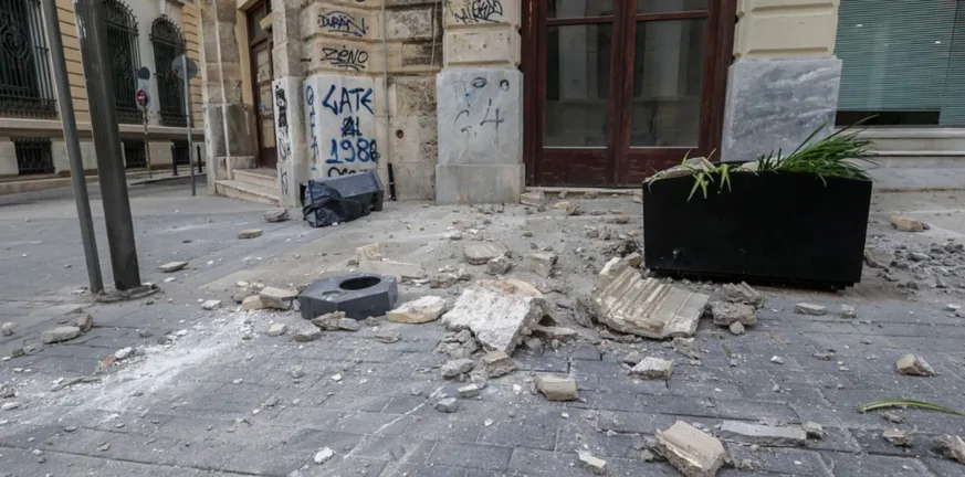 Κρήτη-Σεισμός: Συγκλονιστικά ΒΙΝΤΕΟ καταγράφουν τη στιγμή της δόνησης, σε επιφυλακή οι Αρχές Κρήτη-Σεισμός: Συγκλονιστικά ΒΙΝΤΕΟ καταγράφουν τη στιγμή της δόνησης, σε επιφυλακή οι Αρχές