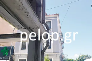 Πάτρα: Κινδύνεψε μία 7χρονη από πτώση σοβά κτιρίου – Στην «Π» ο πατέρας του παραλίγο «θύματος»