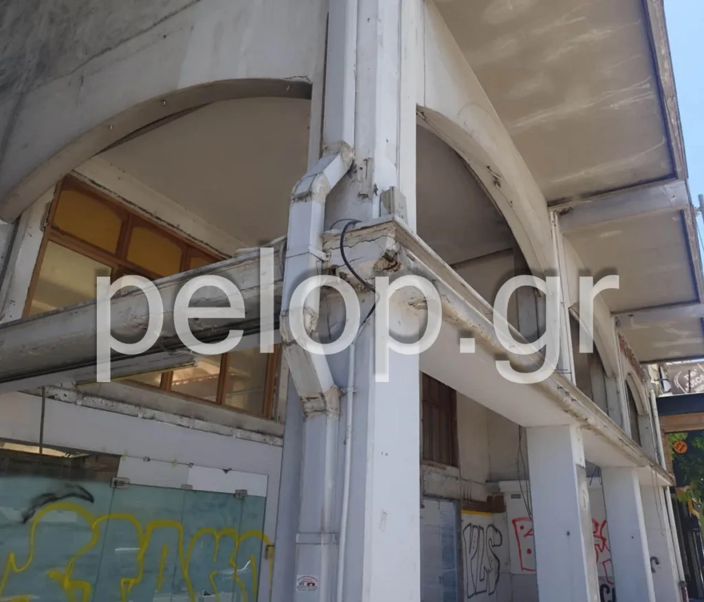 Πάτρα: Κινδύνεψε μία 7χρονη από πτώση σοβά κτιρίου - Στην «Π» ο πατέρας του παραλίγο «θύματος»
