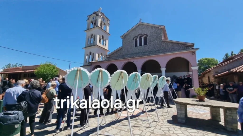 Συγκλονιστικές εικόνες στην κηδεία του 30χρονου με μπομπονιέρες του γάμου του και λευκά τριαντάφυλλα ΒΙΝΤΕΟ+ΦΩΤΟ