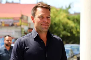 Κασσελάκης: «Η Ελλάδα δεν είναι παιδί της Μέρκελ – είναι η ψυχή της Ευρώπης»