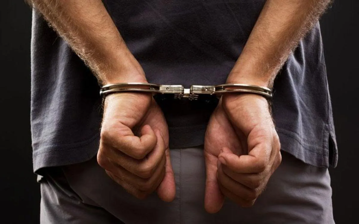Τρεις συλλήψεις για κατοχή μικροποσοτήτων κάνναβης σε Πάτρα, Σαβάλια και Πύργο
