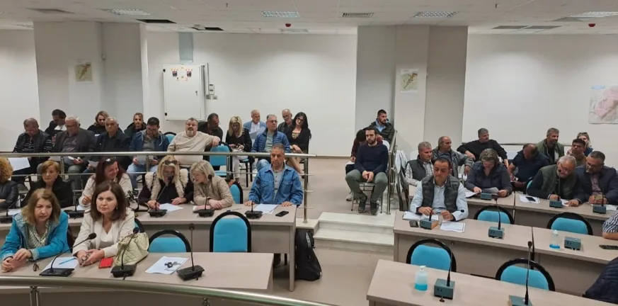 Ενιαίο μέτωπο για τον πολιτισμό στον Ερύμανθο: Συνάντηση Δήμου με συλλόγους για κοινές δράσεις και εξωστρέφεια μέτωπο