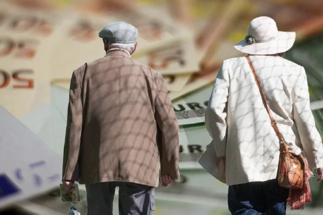 «Σύνταξη +131 ευρώ»: Το μπόνους που κερδίζουν οι συνταξιούχοι που συνεχίζουν να εργάζονται ΠΑΡΑΔΕΙΓΜΑΤΑ «Σύνταξη +131 ευρώ»: Το μπόνους που κερδίζουν οι συνταξιούχοι που συνεχίζουν να εργάζονται ΠΑΡΑΔΕΙΓΜΑΤΑ