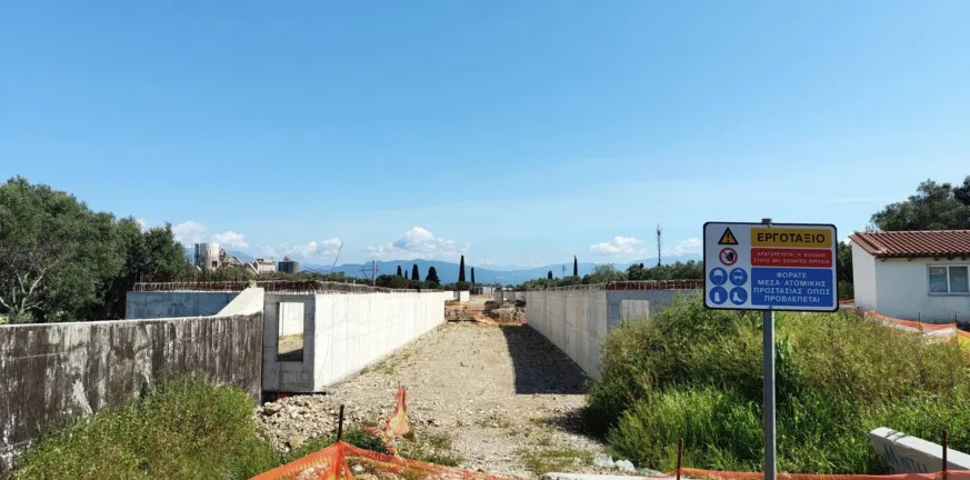 Πάτρα: Ούτε Ρίο δεν φτάνει το νέο τρένο - Στα Αραχωβίτικα η διπλή σιδηροδρομική γραμμή λόγω έκπτωσης εργολάβου Πάτρα