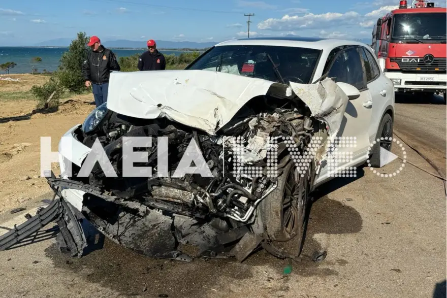 Τροχαίο στην Κυλλήνη, με σφοδρή σύγκρουση Porsche με τρακτέρ! ΒΙΝΤΕΟ+ΦΩΤΟ